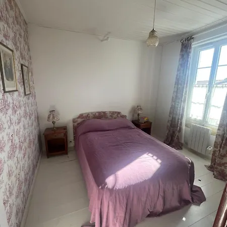 Holiday home Les Olivettes